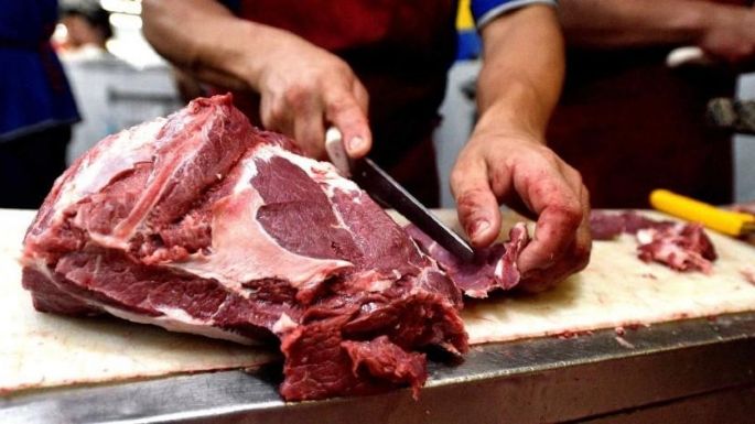 Vuelve a aumentar la carne y la brecha salarial entre jubilados y políticos está en su tope
