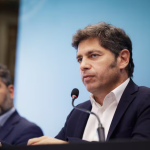Kicillof condiciona más fondos a municipios y apunta a Milei por la deuda: “Si no paga, no hay caja”