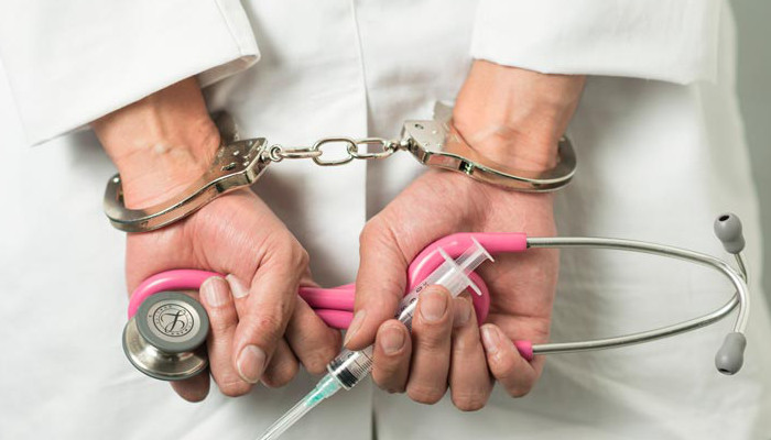 Muerte digna, paciencia infinita: testimonios exponen el laberinto burocrático detrás de la eutanasia en España