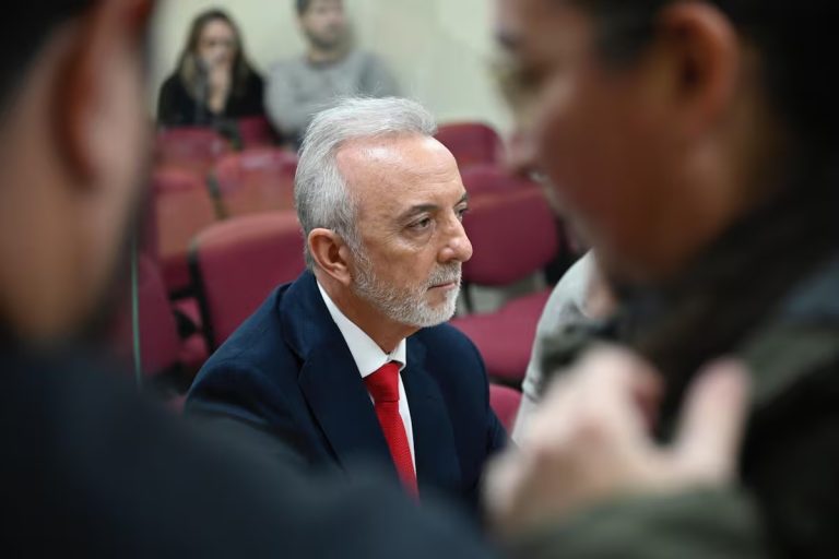 Escándalo judicial en Santa Fe: la causa Bailaque ya salpica al corazón del viejo poder socialista