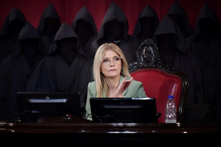 Golpe silencioso contra La Cámpora en el Senado bonaerense: Magario desplazó a los leales de Máximo y crece la rebelión peronista