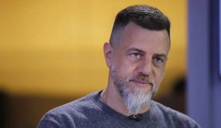 Guerra violeta en Lanús: la interna libertaria estalló y ya vuelan acusaciones entre los sectores de Sebastián Pareja y Diego Kravetz