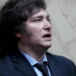 Milei se quedó sin épica y el Gobierno ya tiene olor a despedida: las encuestas que anticipan el final del experimento