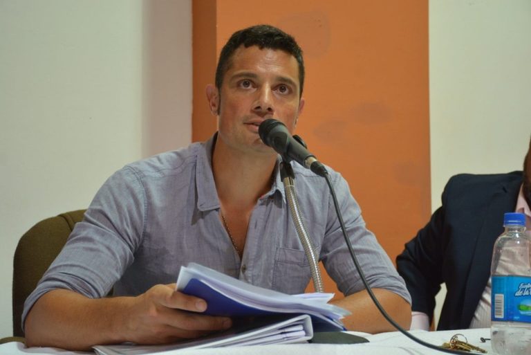 General Rodríguez: Mauro García admitió que no puede cortar el pasto y pagará $10 millones a una cooperativa de Luján